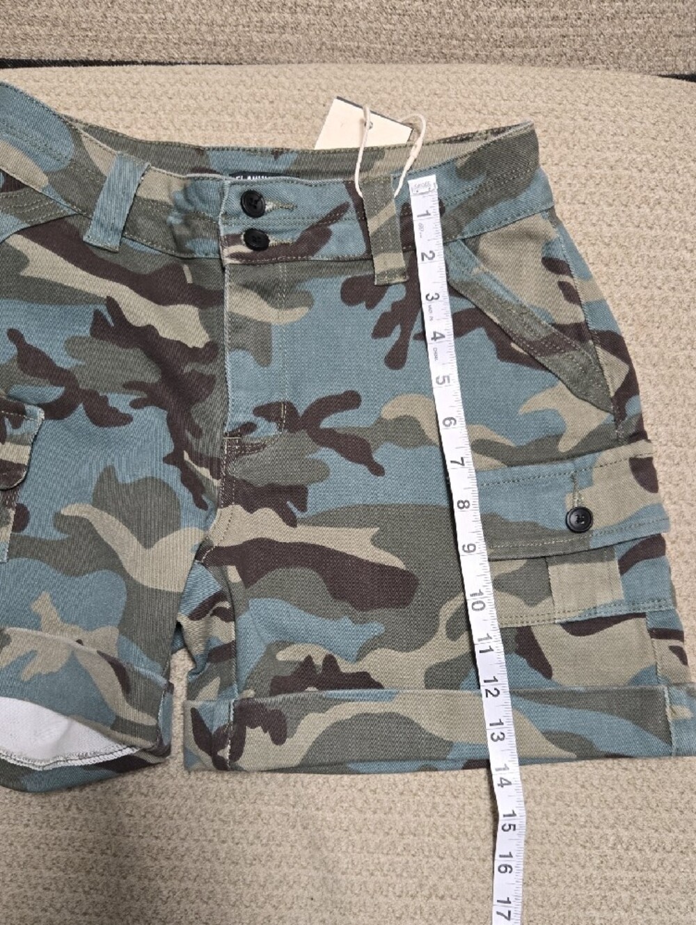 NWT Flamingals Camo Shorts Size Small Womens - Picture 4 of 6
